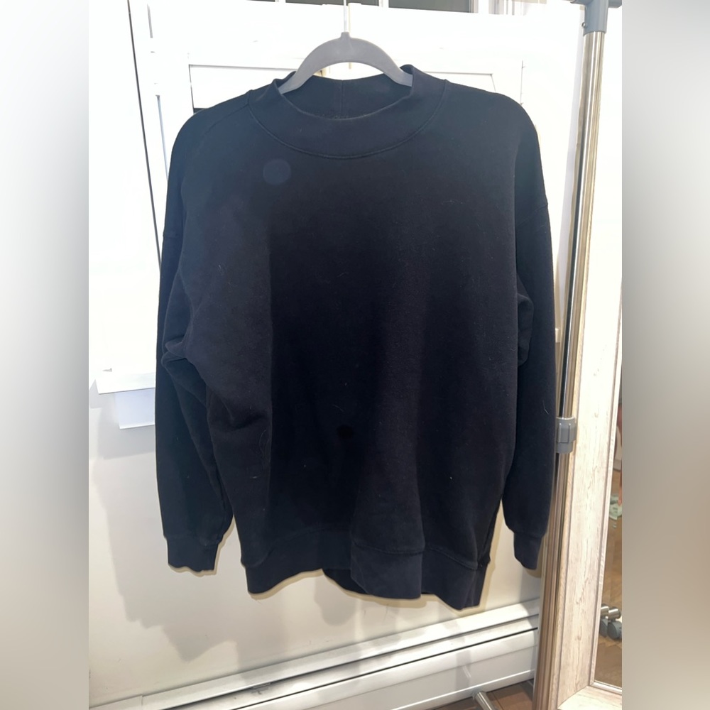 Uniqlo Mockneck Sweatshirt